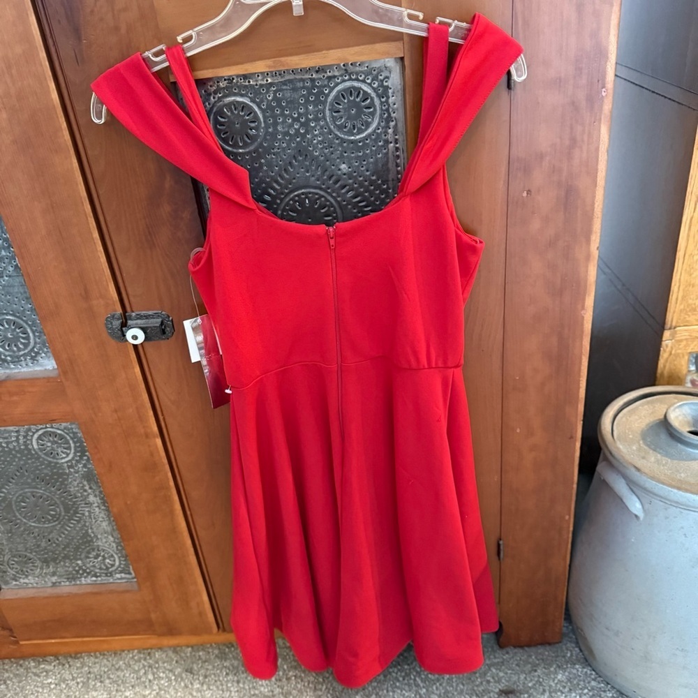 Sequin Hearts Red Skater Style Sweetheart Neckline Dress Junior 3 NWT Macy’s Buy - Picture 5 of 11